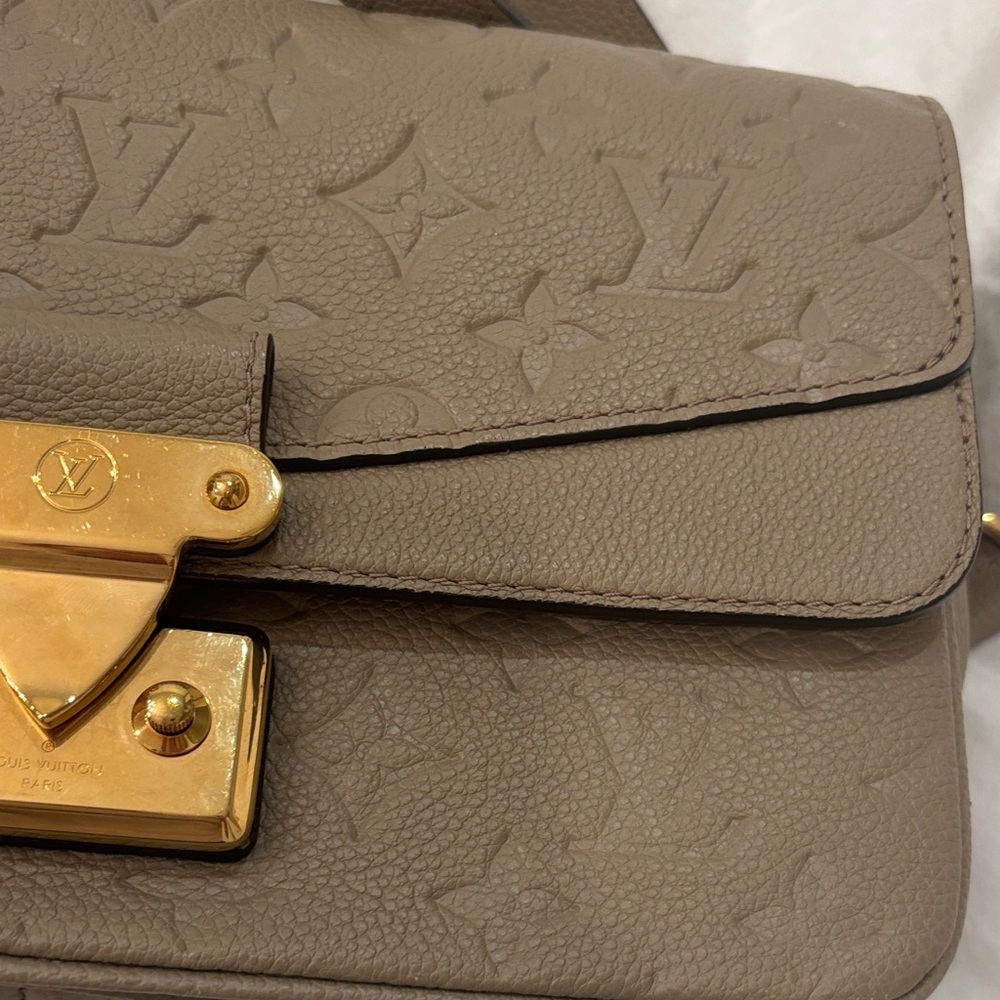 Louis Vuitton Beige Embossed Shoulder Bag - Picture 8 of 12